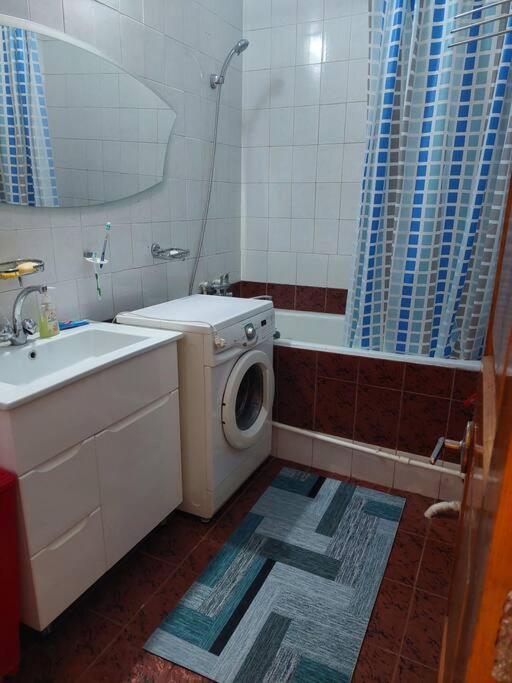Ferienwohnung Centr Flat Taschkent Exterior foto